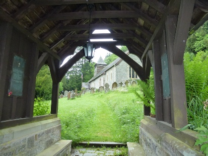 The grass pathway through the lychgate to Stow Church.  